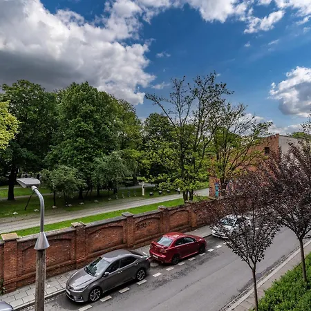 Near Main Station - Bosacka 8 Street