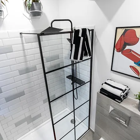 Near Main Station - Bosacka 8 Street