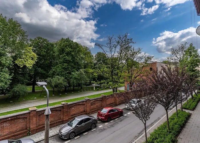 Near Main Station - Bosacka 8 Street